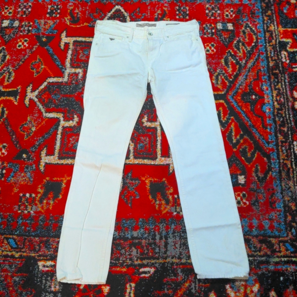 White Guess Jean size 32